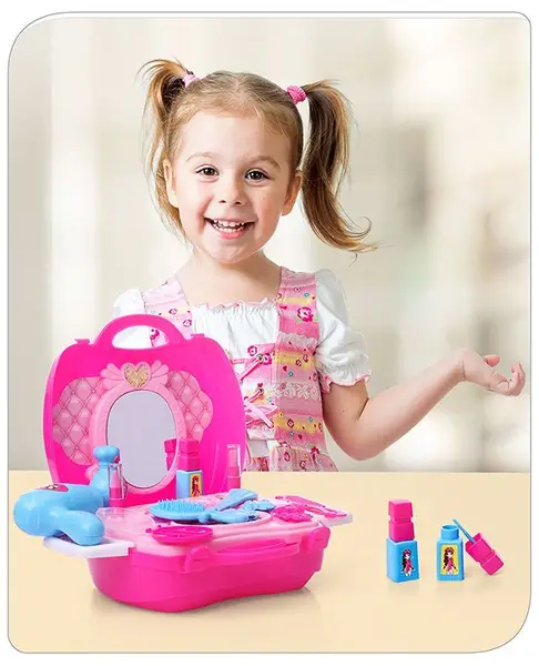 Babyhug My Vanity Makeup Suitcase Playset - 21 Pieces