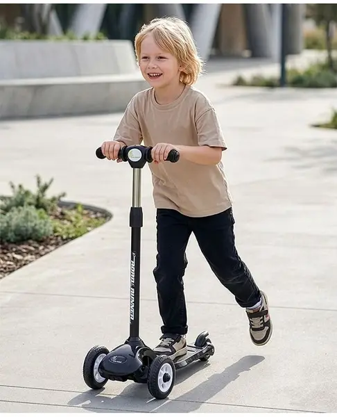 R for Rabbit Road Runner Junior Scooter - Black