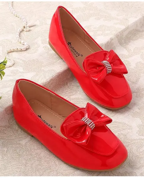 Cute walk by Babyhug Slip On Bellies with Bow Applique - Red