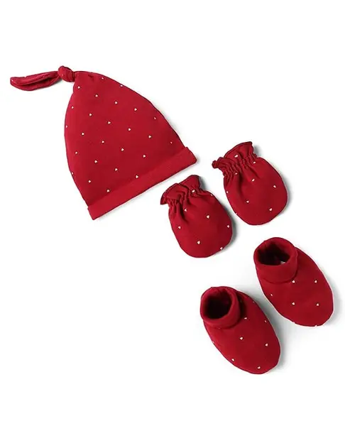 Babyhug 100% Cotton Interlock Knit Cap Mittens & Booties With Heart Design Maroon - Diameter 16.5 cm