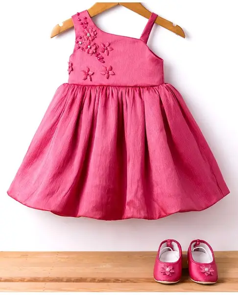 Blabber Sleeveless Pearl & Stone Embellished Floral Applique Detailed Knee Length Dress With Booties - Magenta