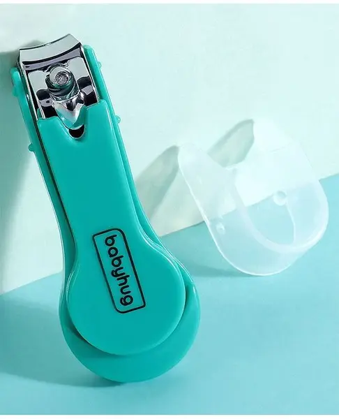 Babyhug Nail Clipper With Cover - Green