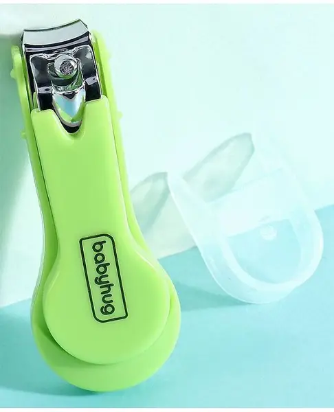 Babyhug Nail Clipper With Cover - Green
